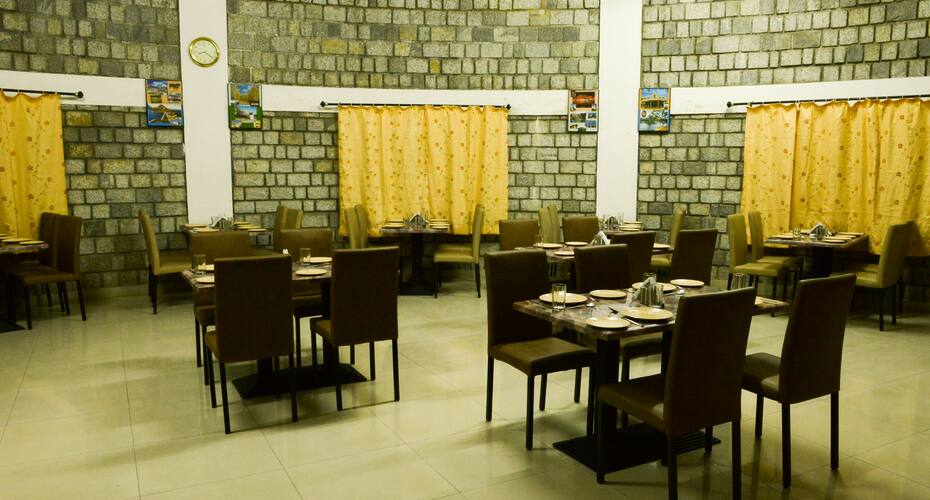 Hotel Mayura Yatrinivas, Chitradurga 4